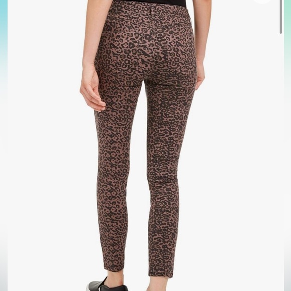 REWASH Cheetah Jeans - Picture 3 of 5